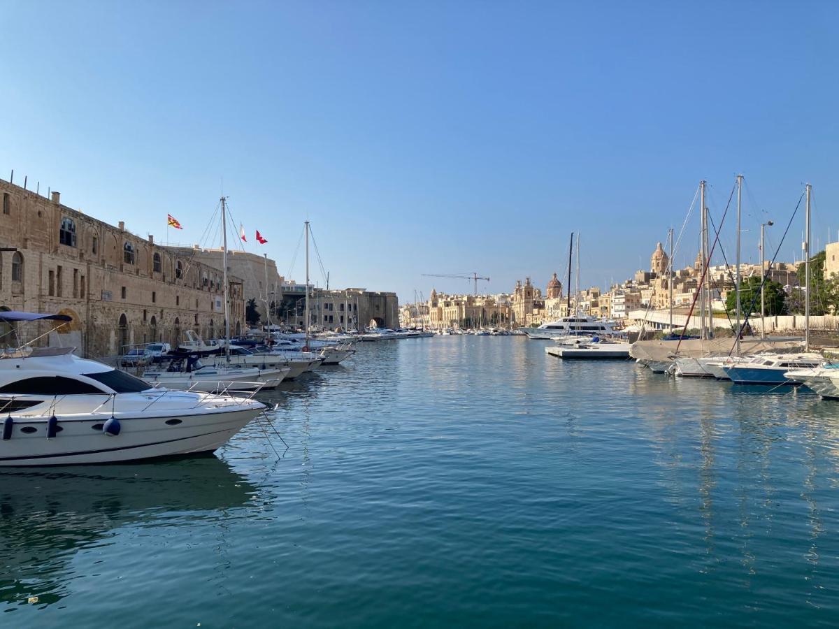 Citta Cospicua Suites Екстер'єр фото